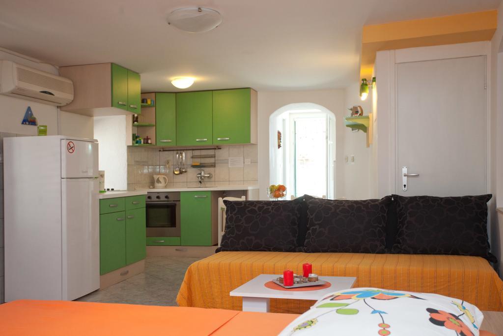 Paradise Apartment With Big Sunny Terrace In The Old Town, Few Meters From The Sea & Riva Promenade Split Room photo
